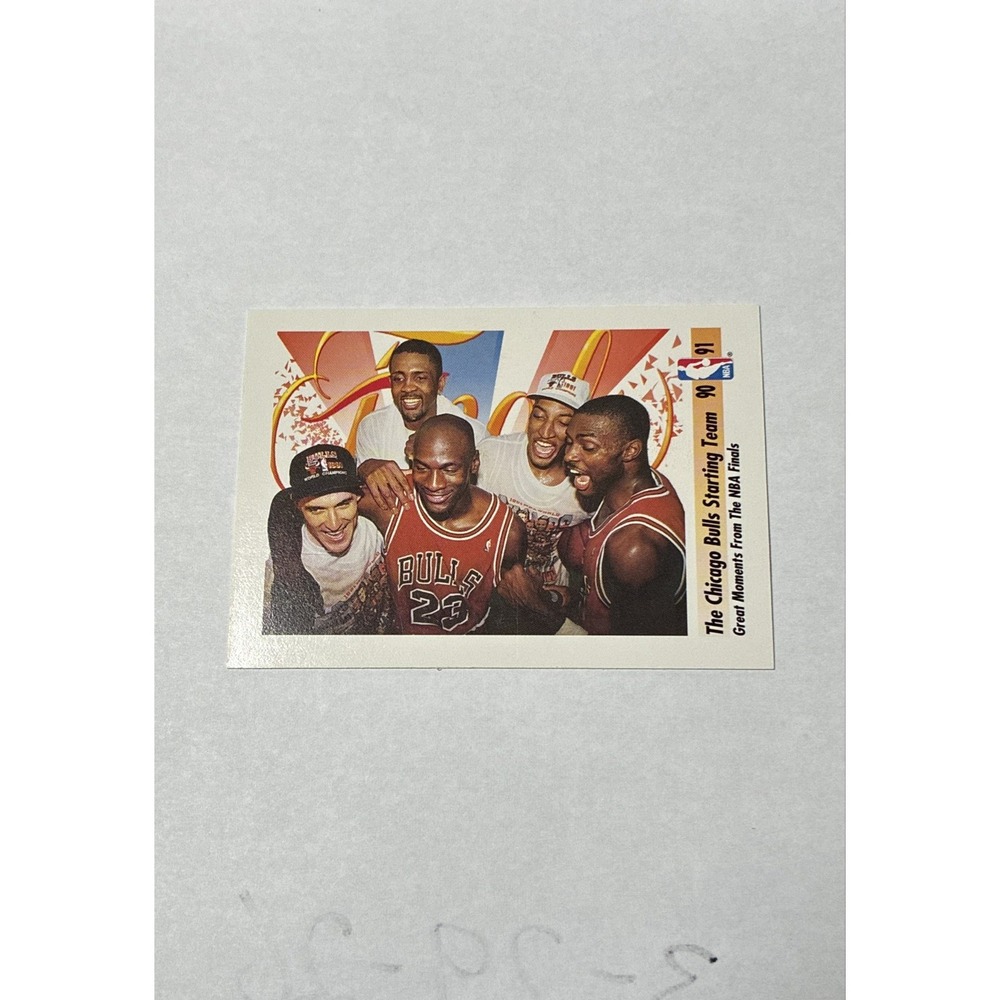 1991-92 Skybox - Michael Jordan, Scottie Pippen,‎ Horace Grant #337